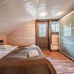 Apartment Polaris A By Aavalevi Levi