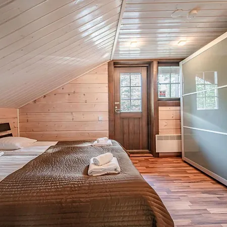 公寓 Polaris A By Aavalevi 列维